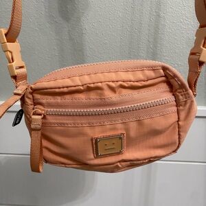 Acne Studios Akila face Plaque  Peach Fanny Crossbody Bag
